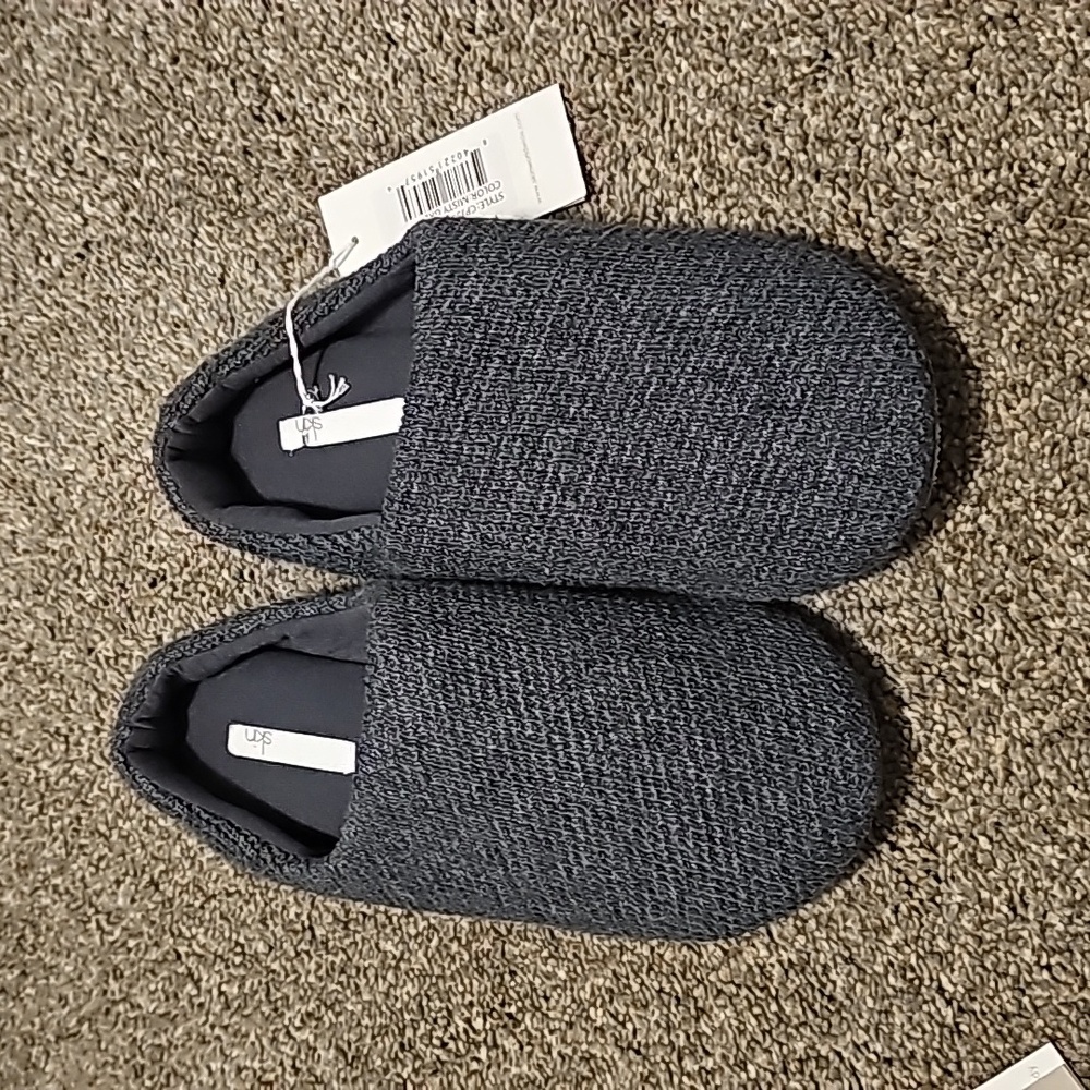 Skin Waffle Knit Clog Slippers Misty Grey Knit Slip On XS Size 4-5